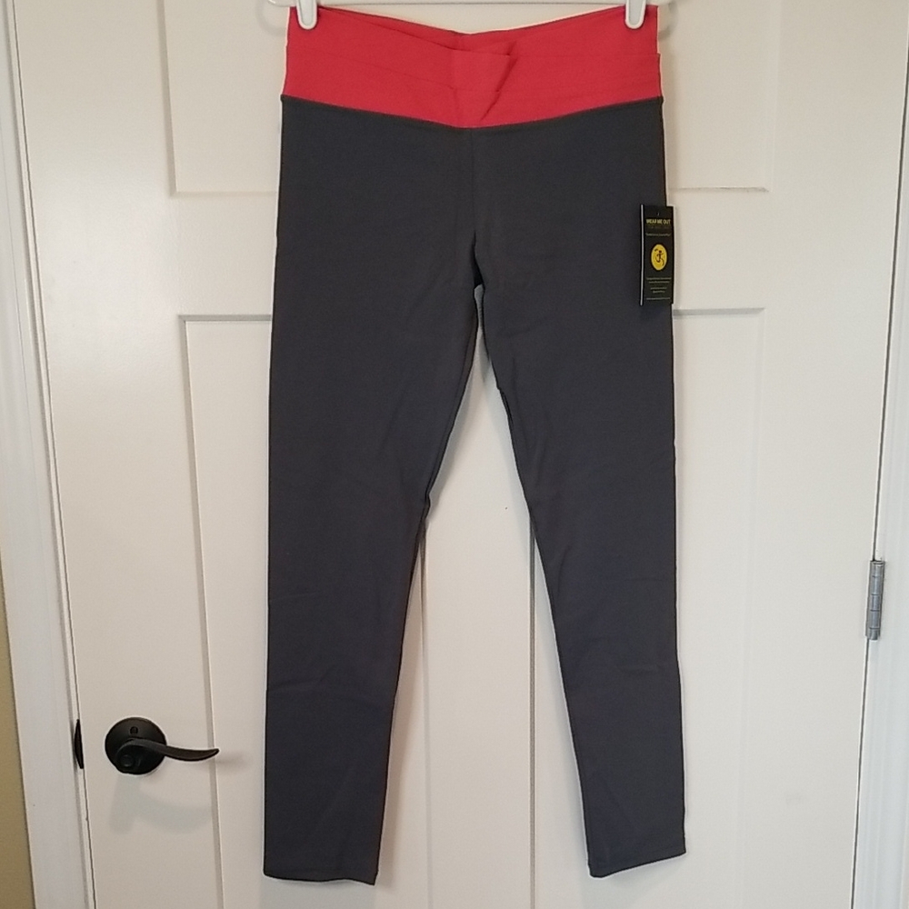Wear Me Out Yoga Pilates Cardio Wear Gray and Coral Workout Pants Leggings NWT L